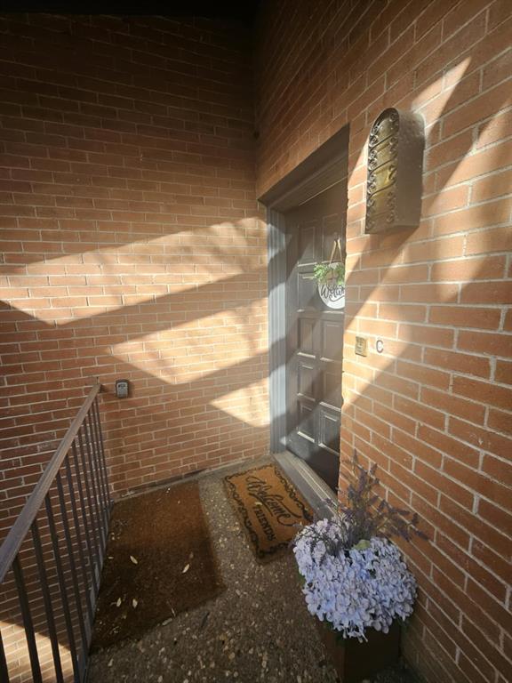 502 E Avenue J C Property Photo 19