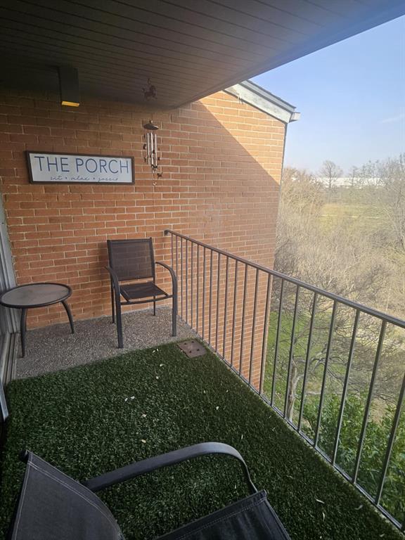 502 E Avenue J C Property Photo 30