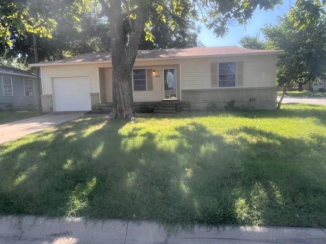 1815 Mercedes Road Property Photo 1