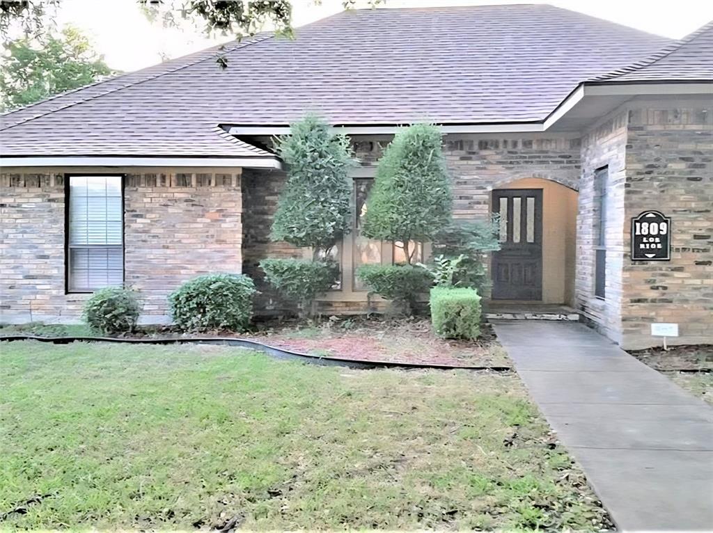 1809 Los Rios Boulevard Property Photo 1
