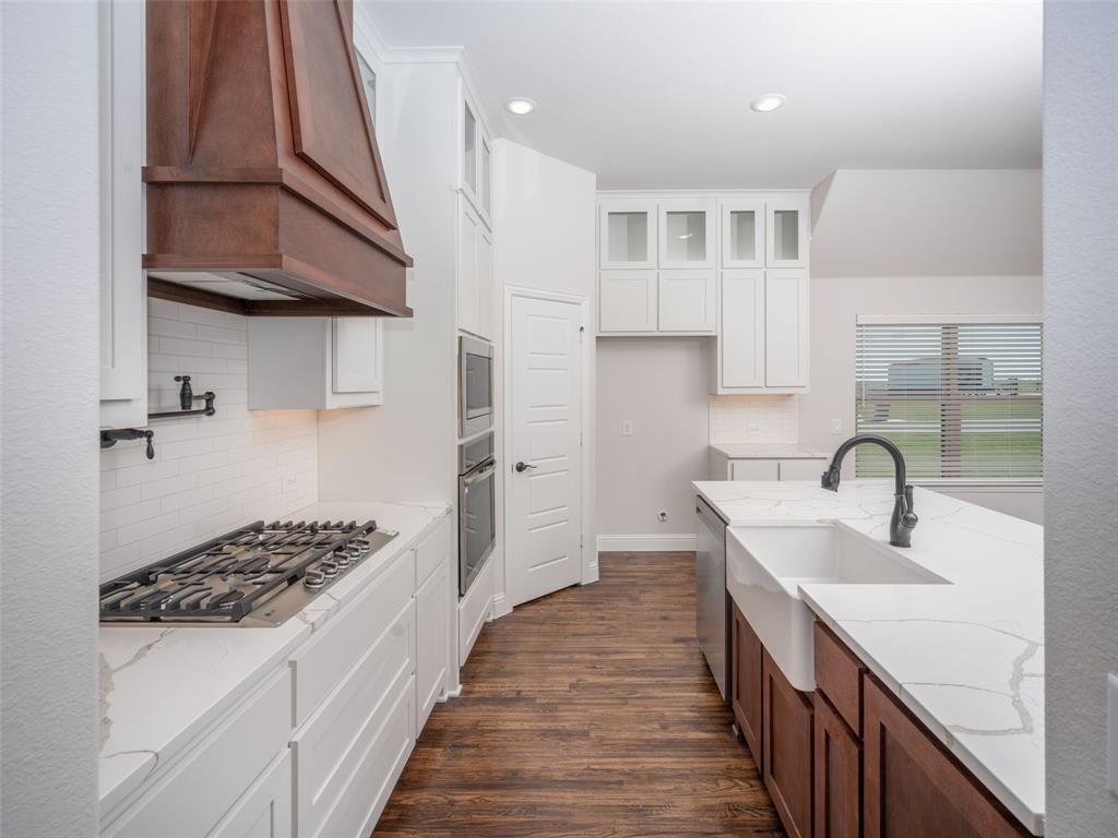 1112 Archives Avenue Property Photo 7