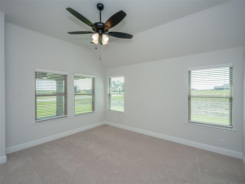 1112 Archives Avenue Property Photo 14