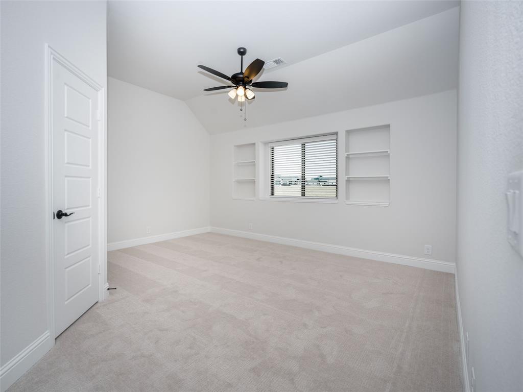 1112 Archives Avenue Property Photo 19