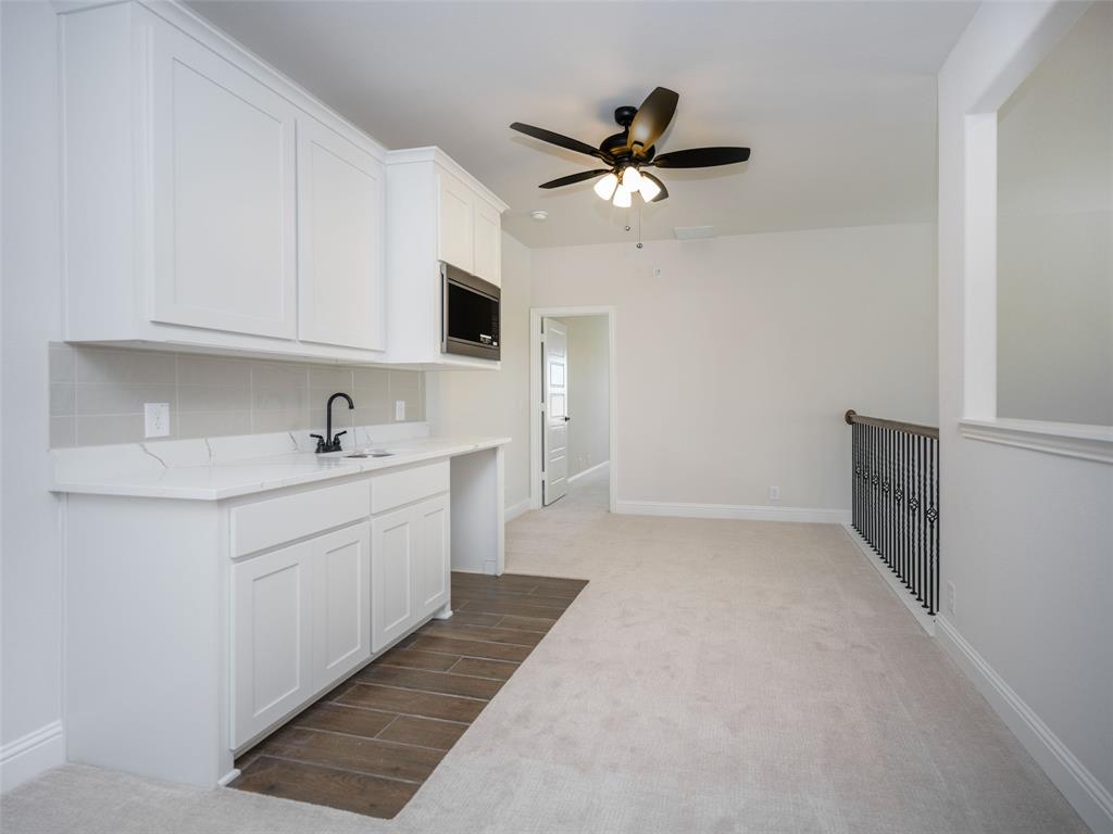 1112 Archives Avenue Property Photo 20