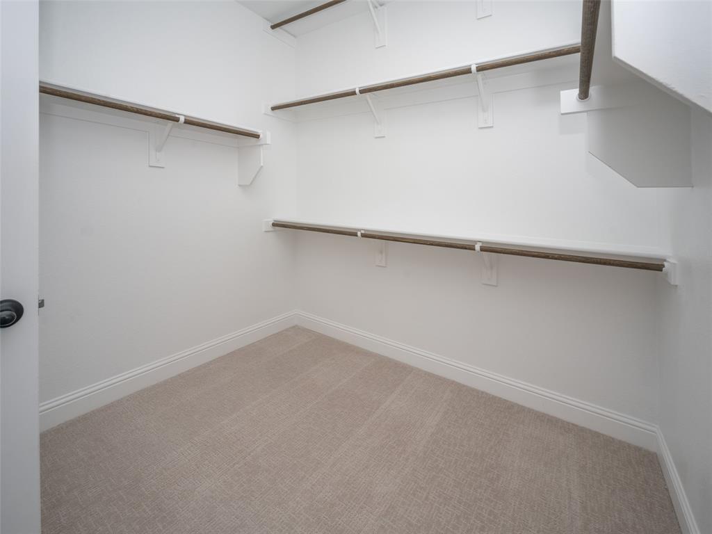 1112 Archives Avenue Property Photo 26