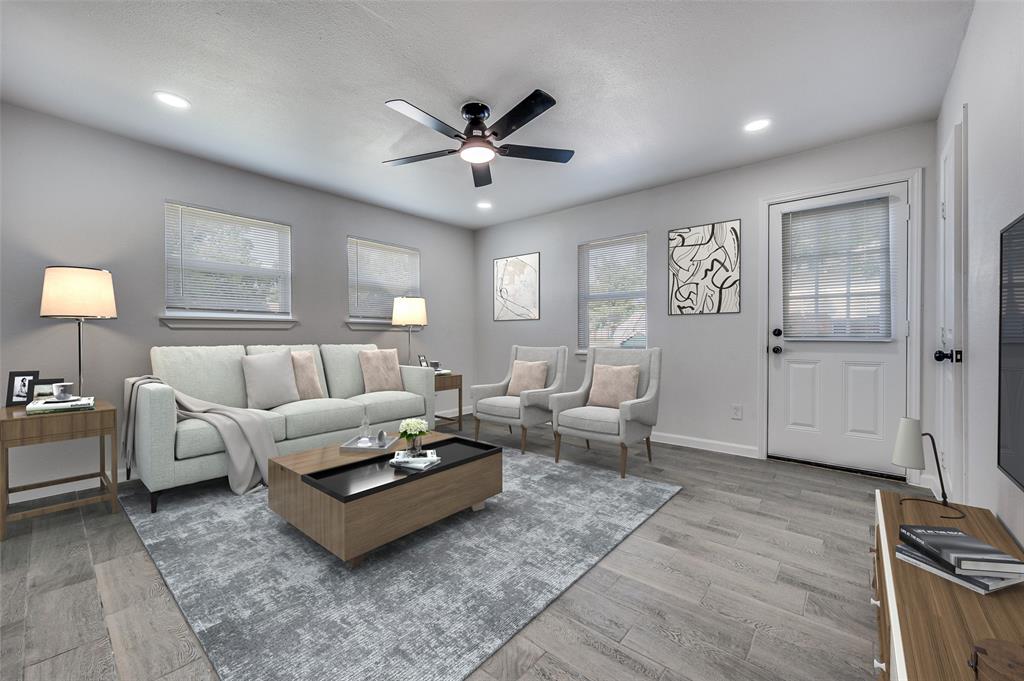 201 W Fuller Drive Property Photo 1