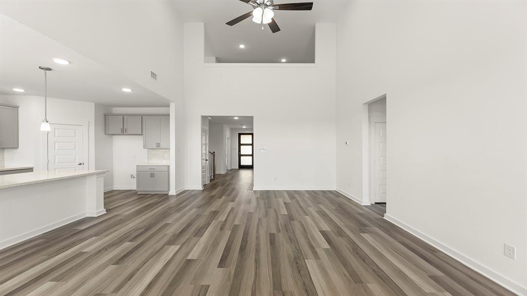 1335 Burgess Street Property Photo 11