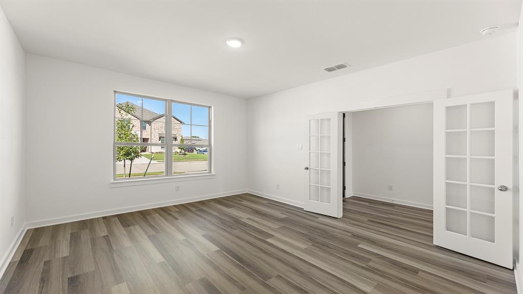 1335 Burgess Street Property Photo 15