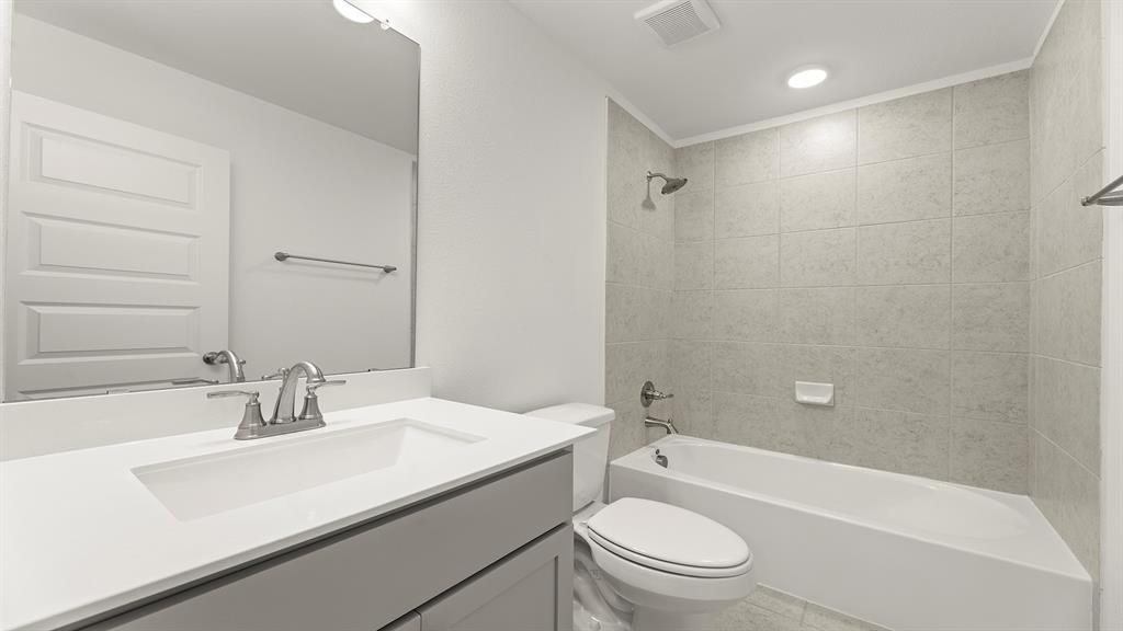 1335 Burgess Street Property Photo 24