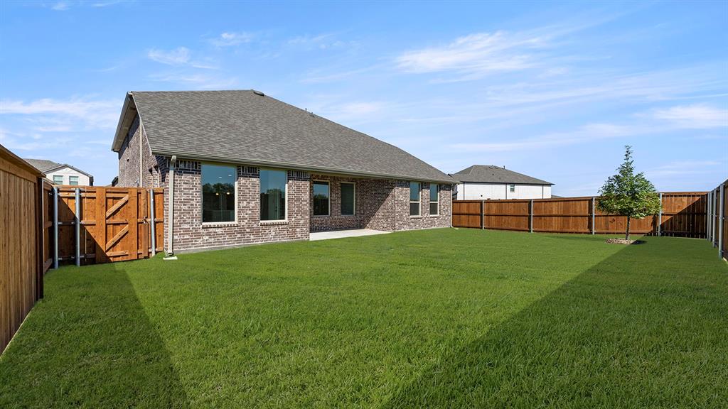 1335 Burgess Street Property Photo 31