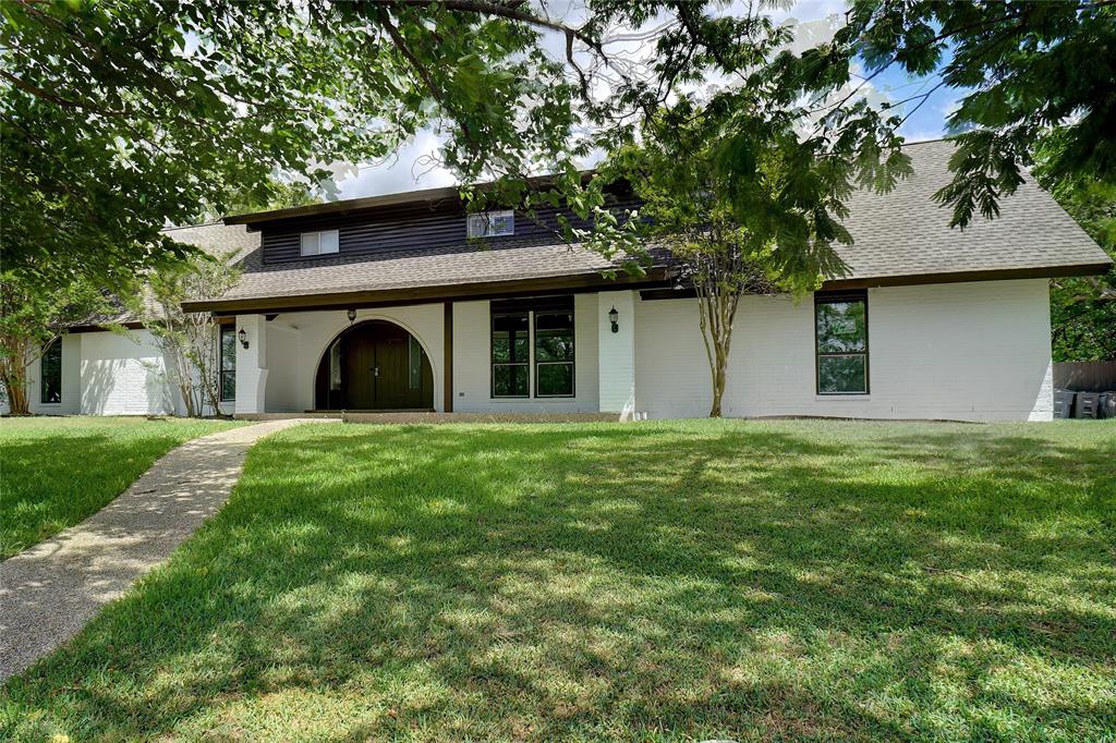 8900 Random Road Property Photo 1