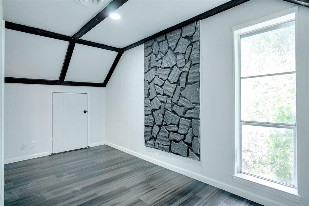 8900 Random Road Property Photo 13
