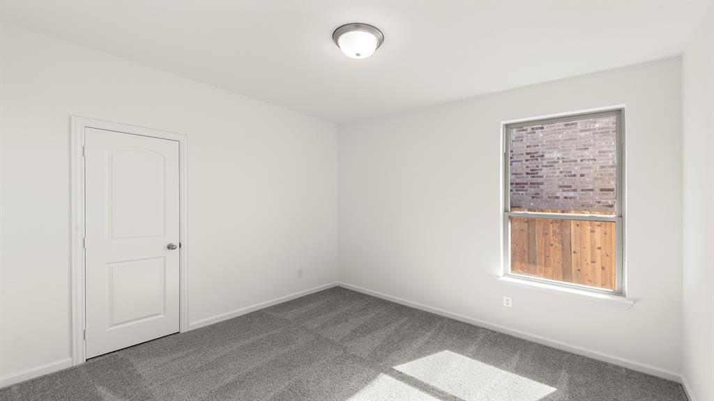 2504 Yo Ranch Road Property Photo 14