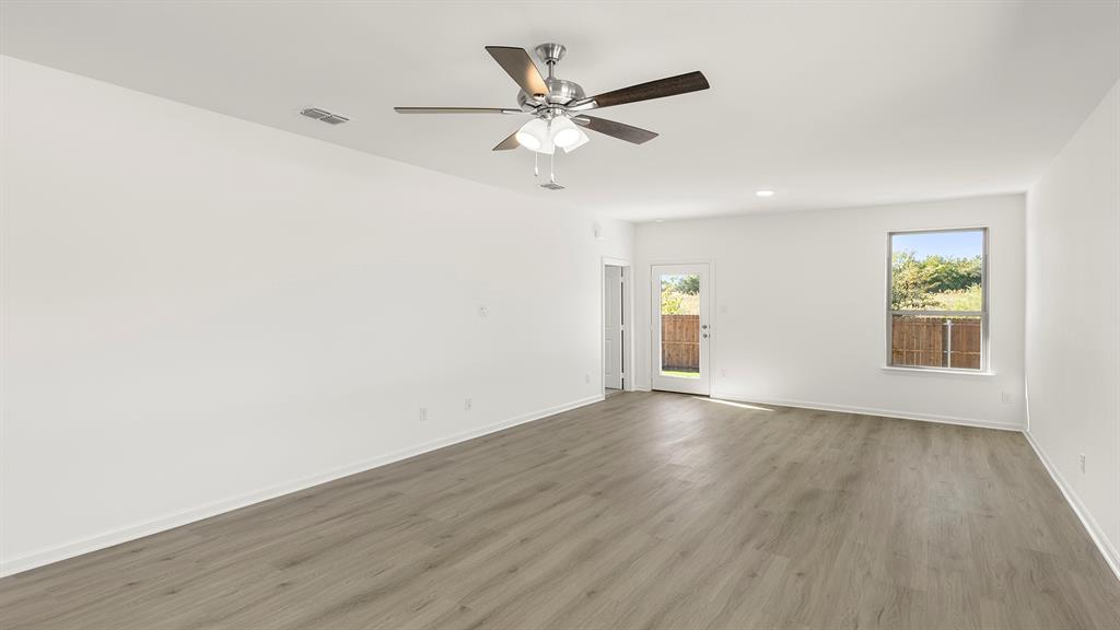 2504 Yo Ranch Road Property Photo 19