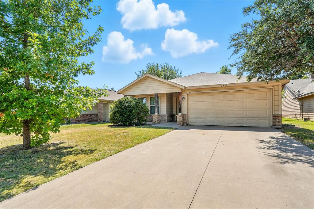 2939 Saint Zachary Drive Property Photo 1