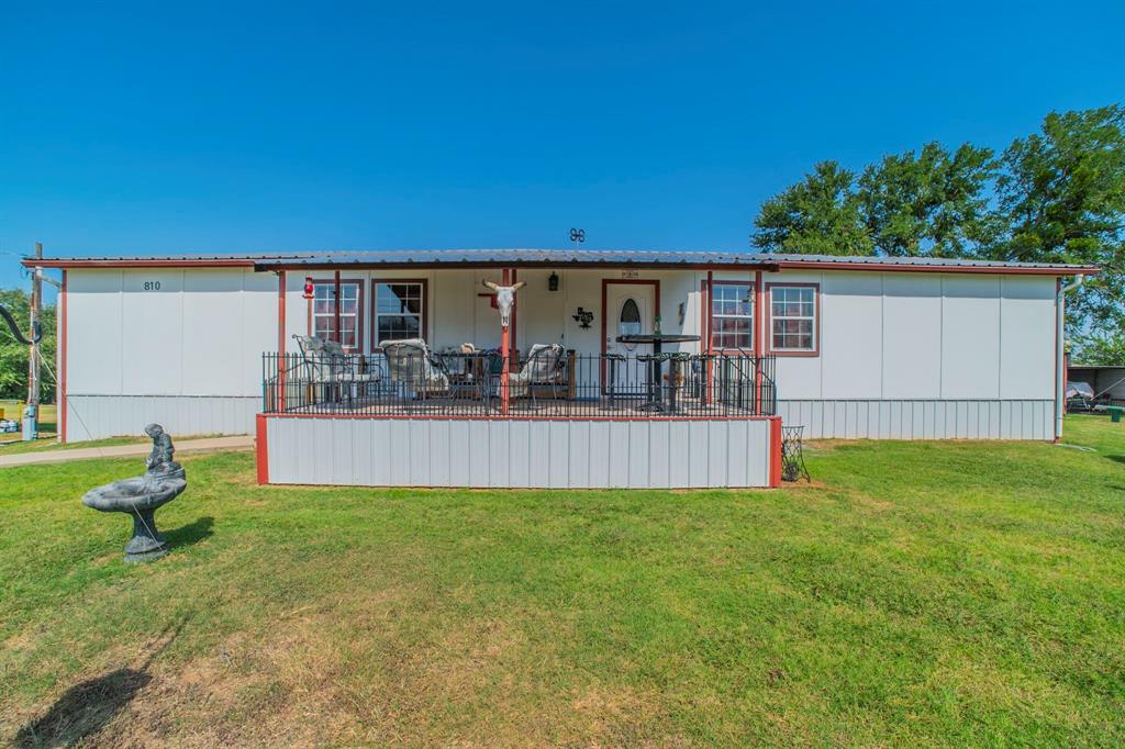 810 Neptune Drive Property Photo 1