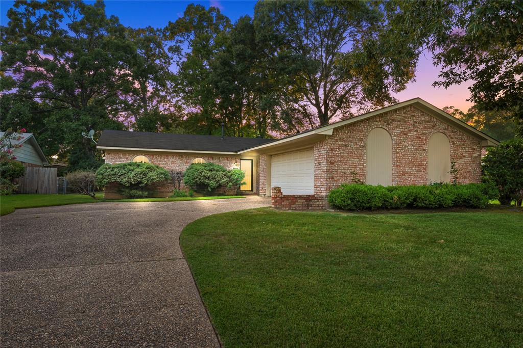 9804 E Homewood Circle Property Photo 1