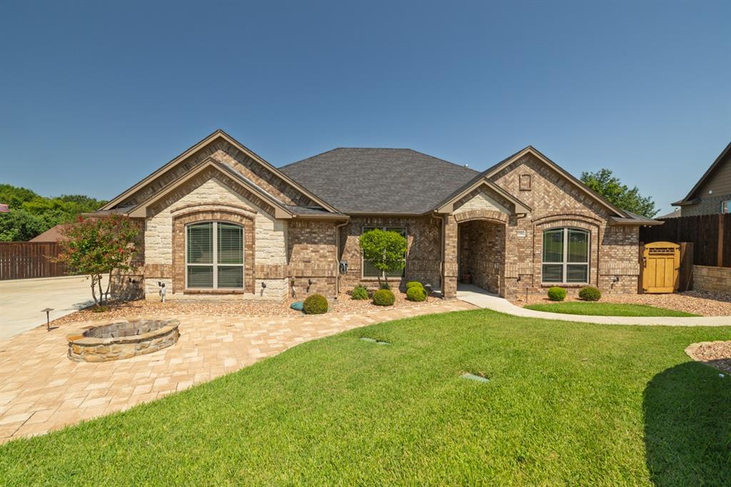 2106 Ridgecrest Drive Property Photo 1