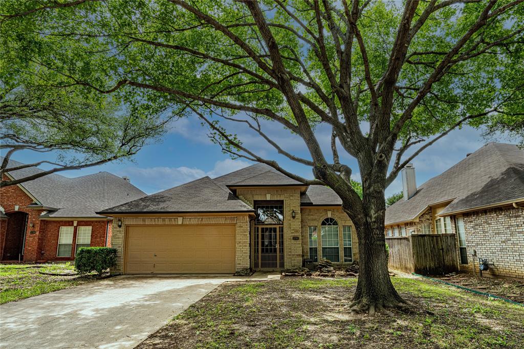 3792 Waterside Court