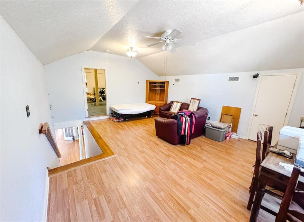 13610 Highway 183 Property Photo 17
