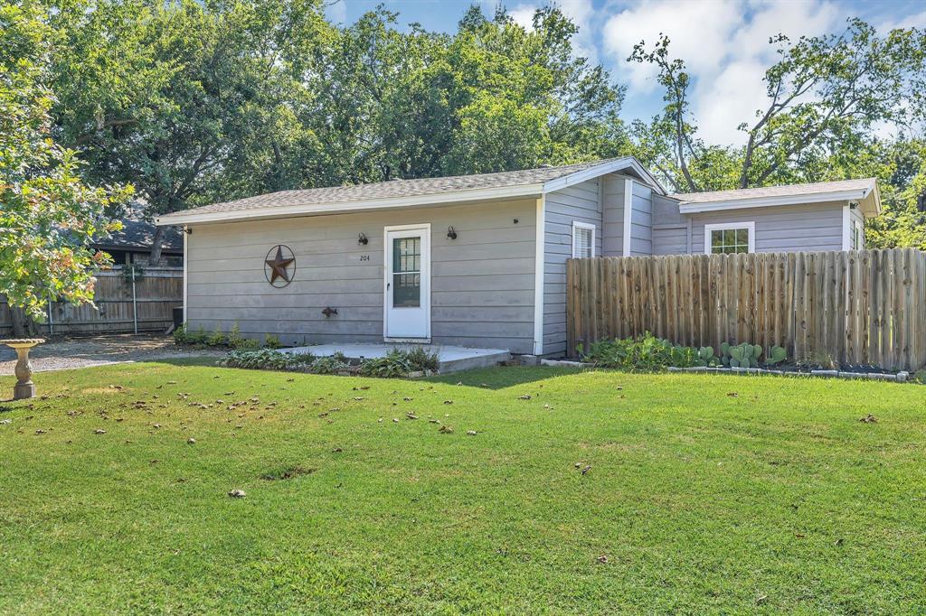204 San Angelo Avenue Property Photo 1
