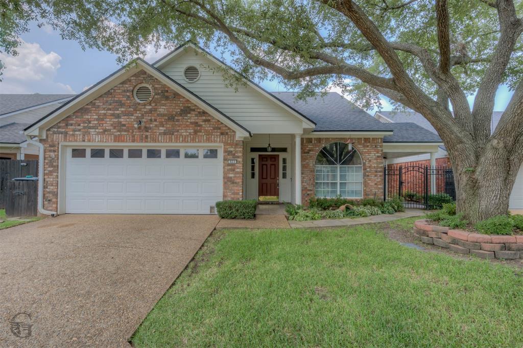 523 Red Baron Drive Property Photo 1