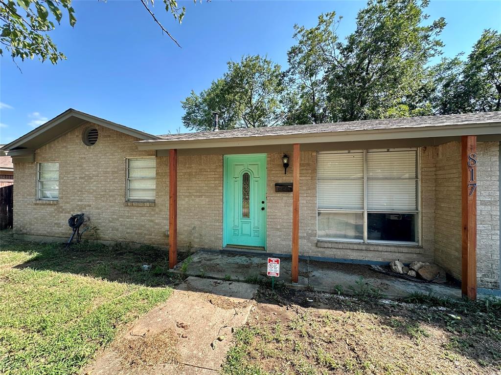 817 Kelley Drive Property Photo 1