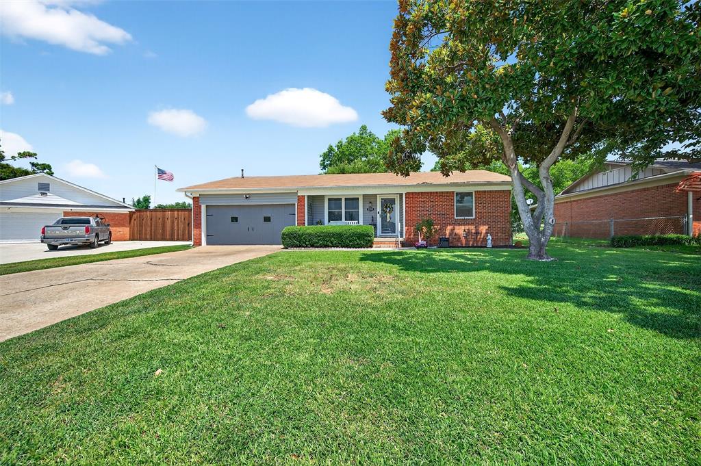 2815 Sunset Street Property Photo 1