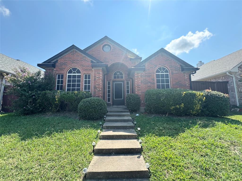 932 Winchester Lane Property Photo 1