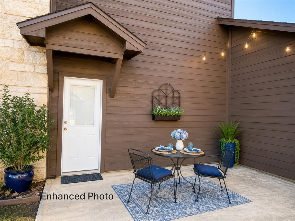 27101 Meadowmore Court Property Photo 12