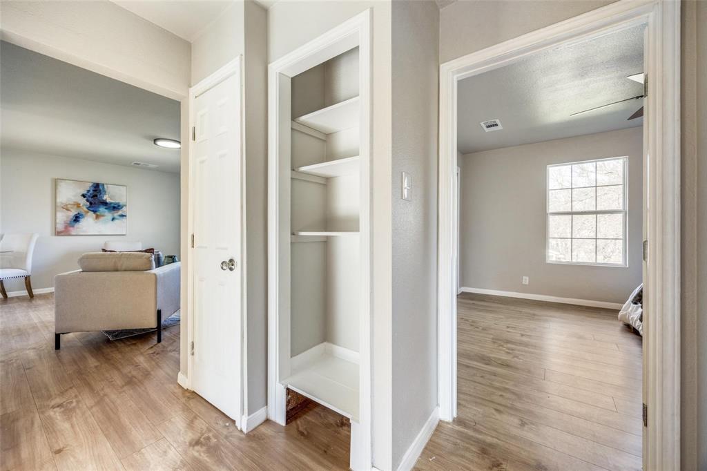 708 E Gandy Street Property Photo 6