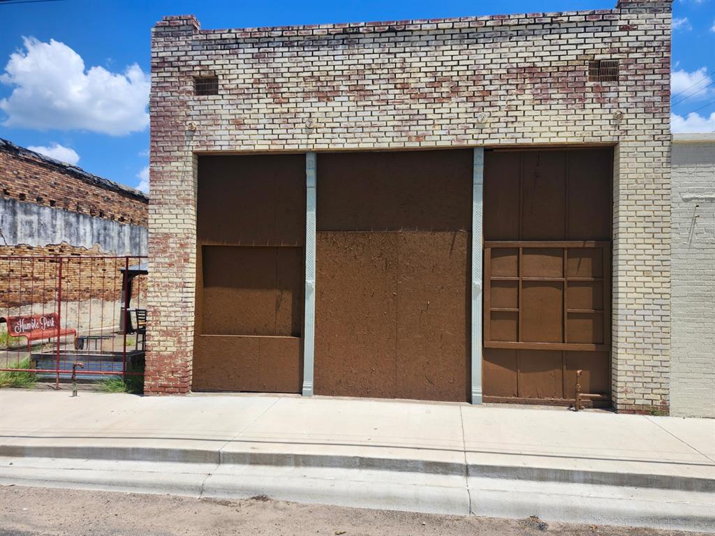 207 S Terry Street Property Photo 3