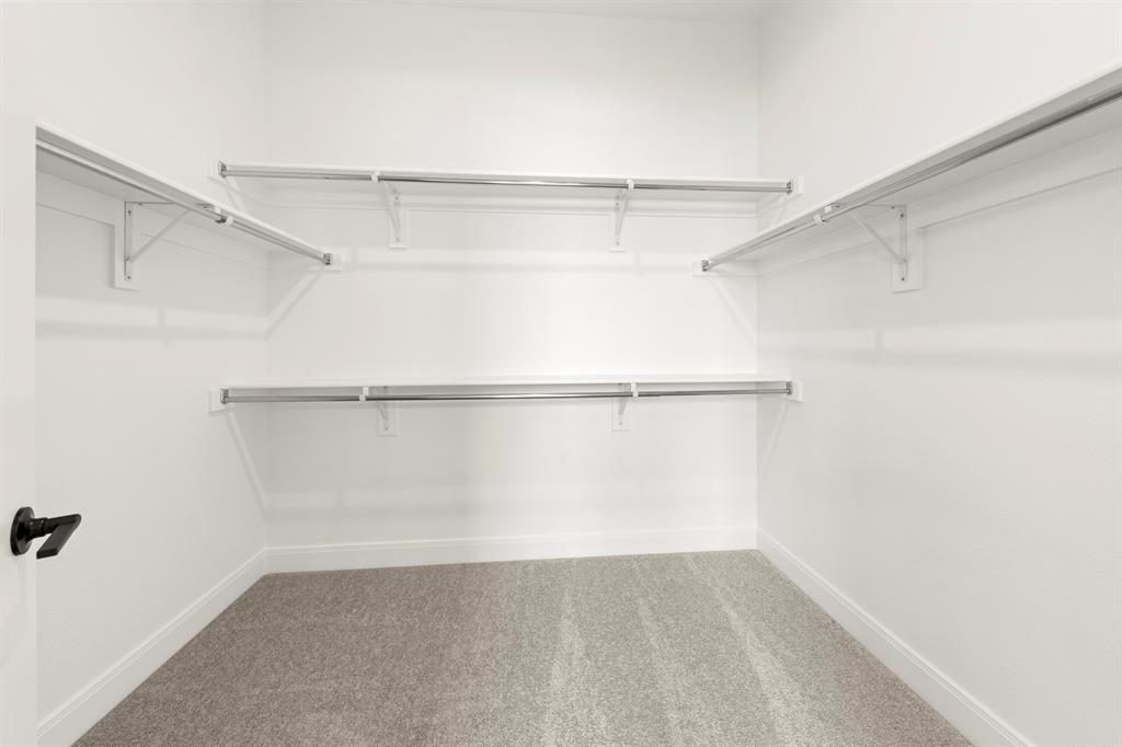 605 Bunchberry Street Property Photo 22