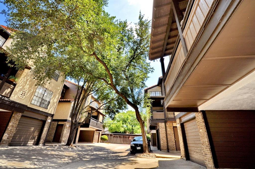 5630 Spring Valley Road 17b Property Photo 1