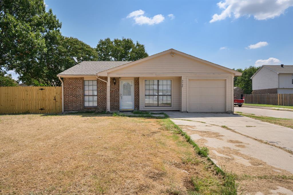 4506 Nervin Street Property Photo 1