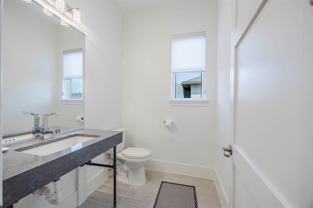 2081 Holt Way Property Photo 26