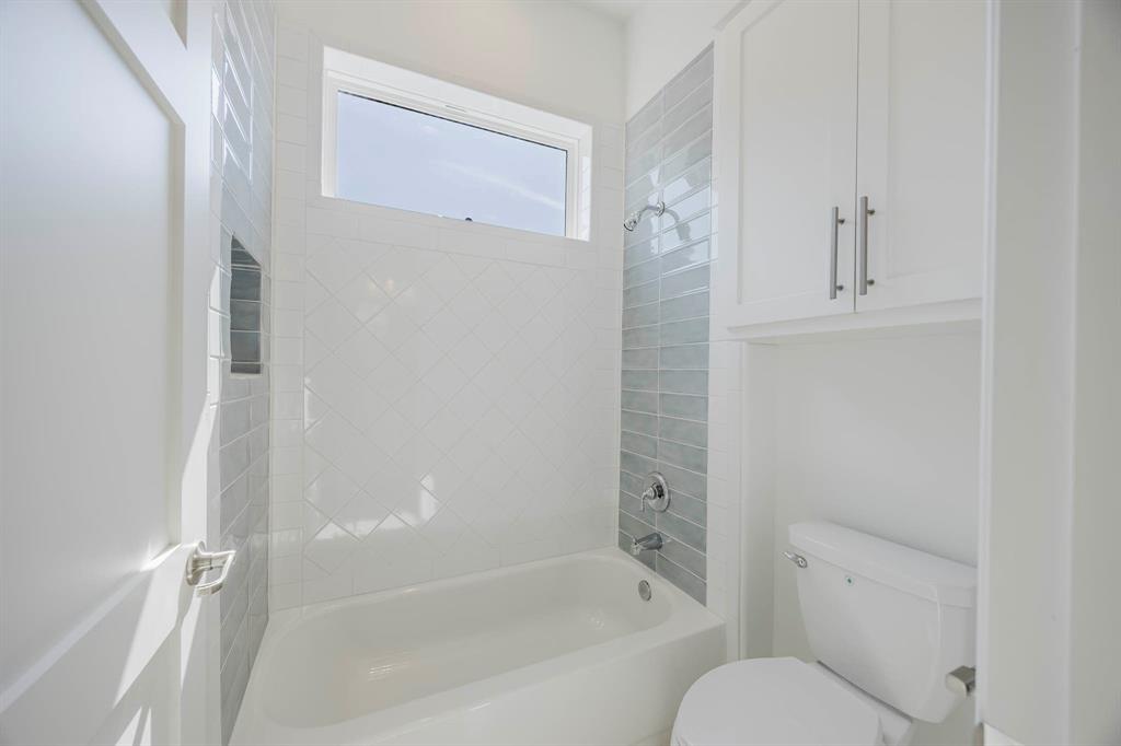 2081 Holt Way Property Photo 31