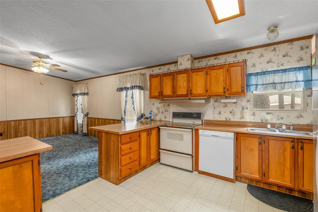 121 Woolworth Road Property Photo 12