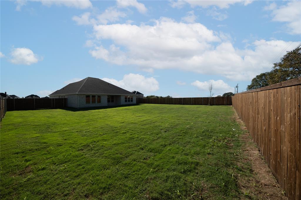 307 Symphony Avenue Property Photo 2
