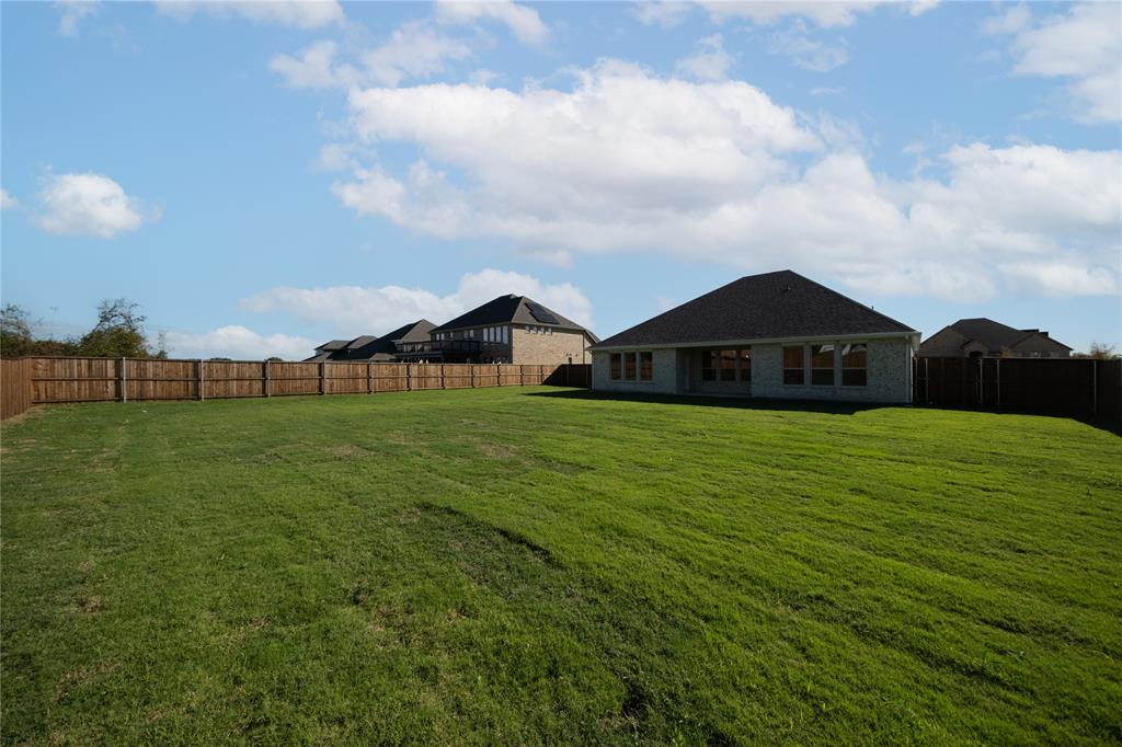 307 Symphony Avenue Property Photo 3