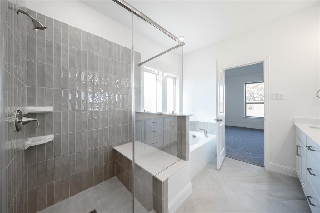 307 Symphony Avenue Property Photo 14