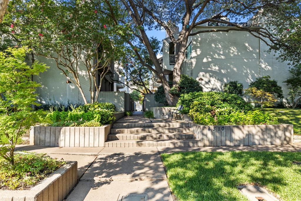 4310 Bowser Avenue 113 Property Photo 1