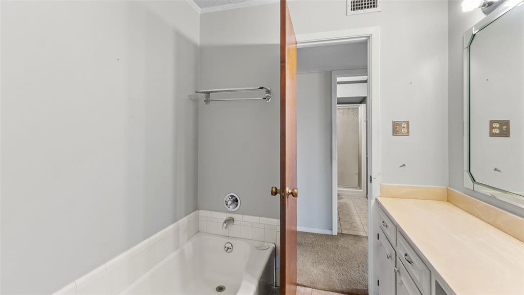 6128 Fm 1840 Property Photo 14