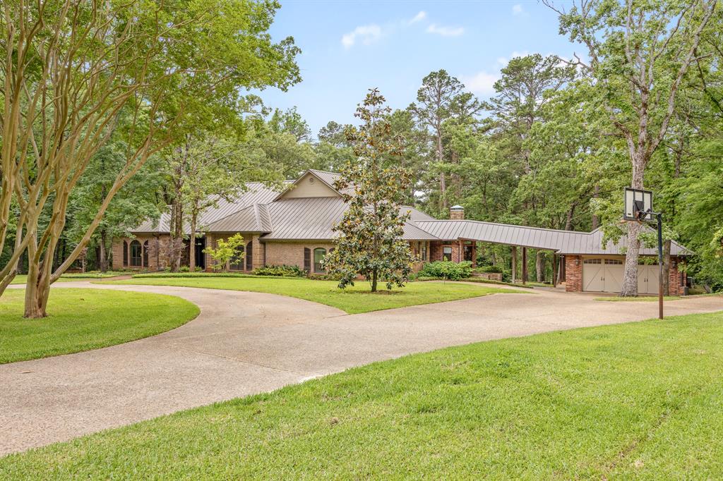 19102 Big Timber Road Property Photo 1