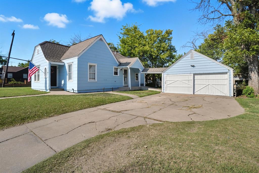 3244 Ryan Avenue Property Photo 3