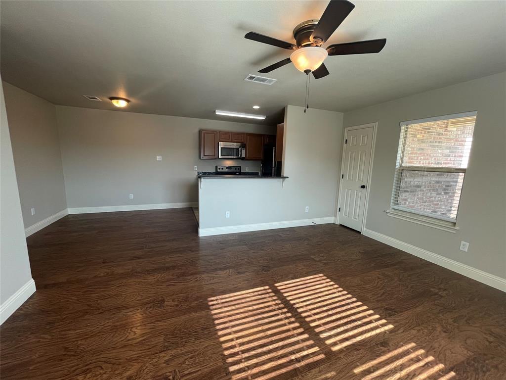 8125 Tanner Avenue Property Photo 1