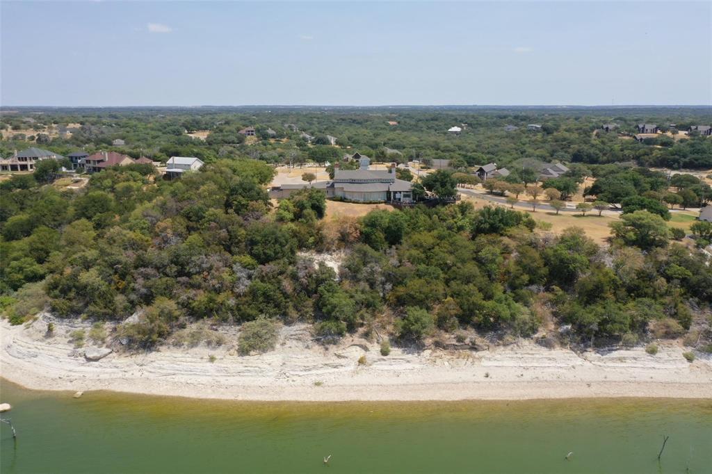 24042 Stonewood Drive Property Photo 9