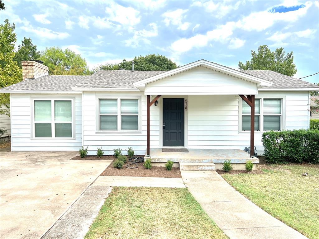 535 Lee Street Property Photo 1