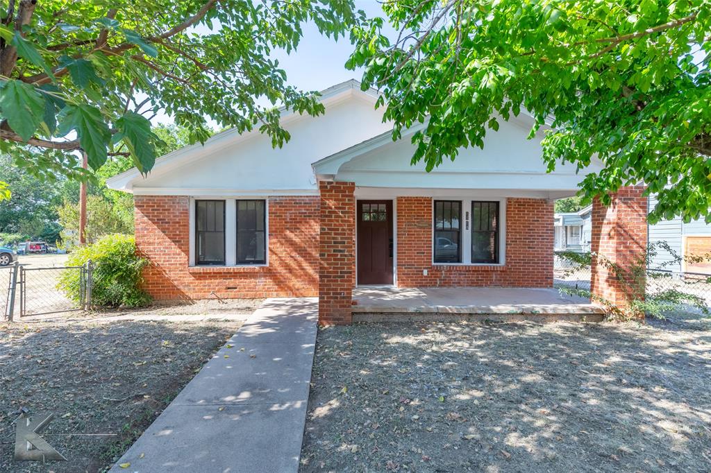 1118 S 15th Street Property Photo 1