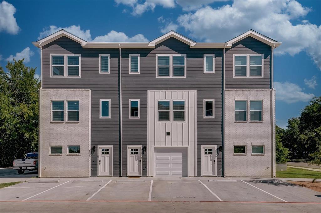408 Hayley Court
